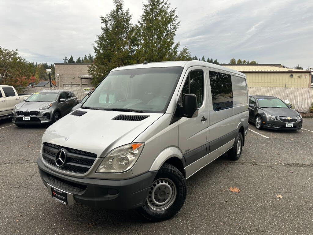 2013 Mercedes-Benz Sprinter 2500 144 WB Crew Van