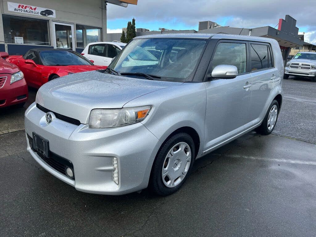 2013 Scion xB Base