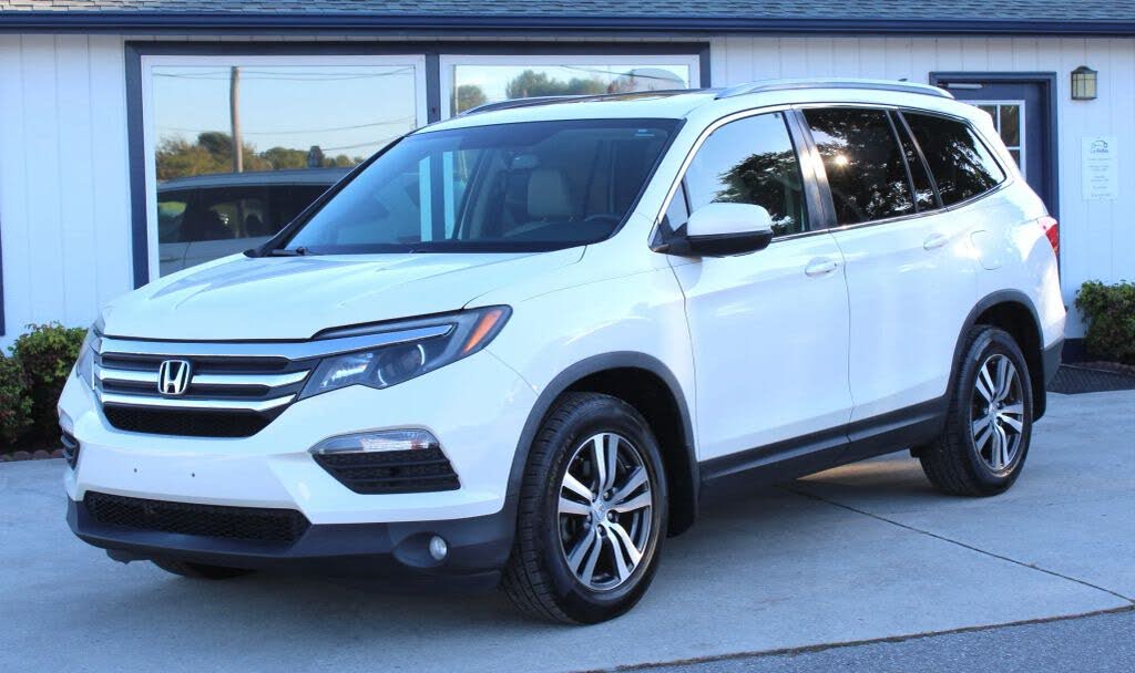2018 Honda Pilot EX-L FWD with RES