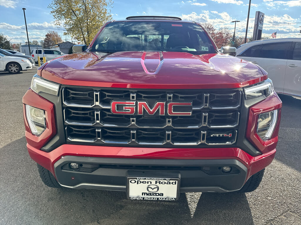 2024 GMC Canyon AT4 Crew Cab 4WD