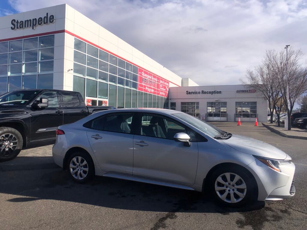 2024 Toyota Corolla LE FWD