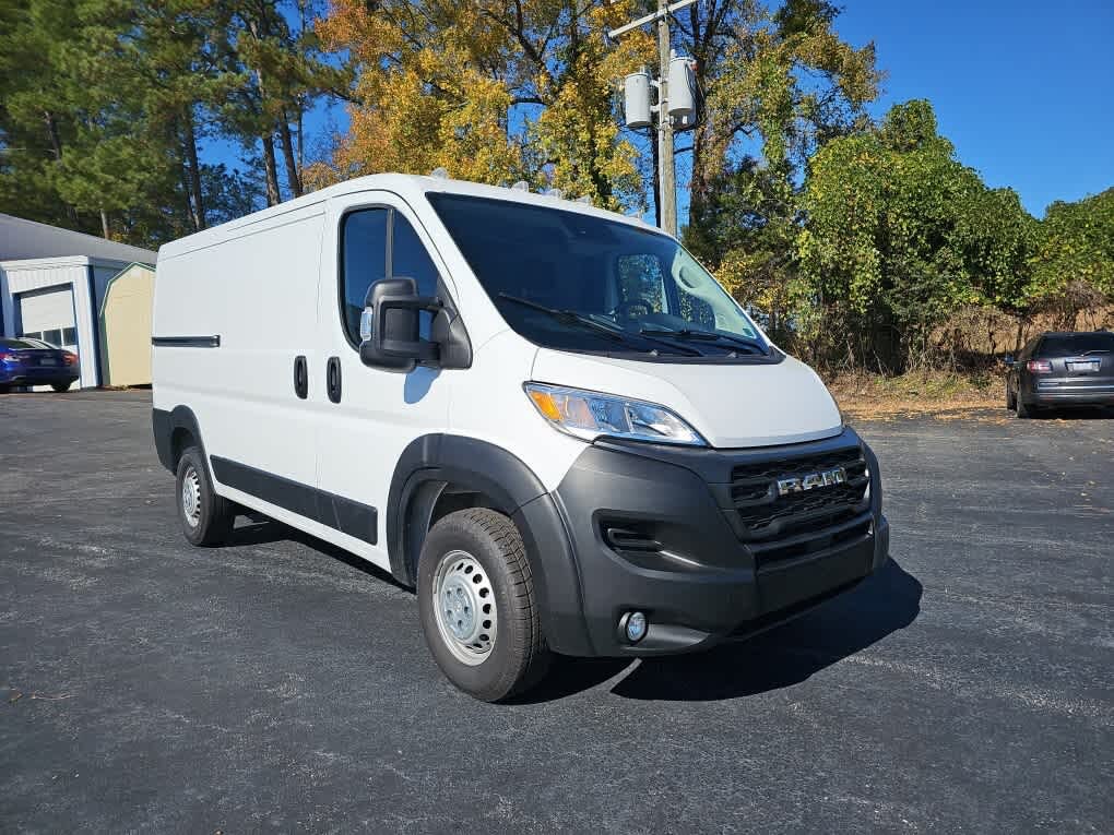 2025 RAM ProMaster 2500 Tradesman 136 Low Roof Cargo Van FWD