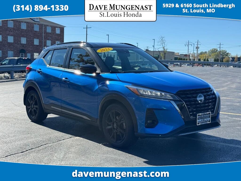 2023 Nissan Kicks SR FWD