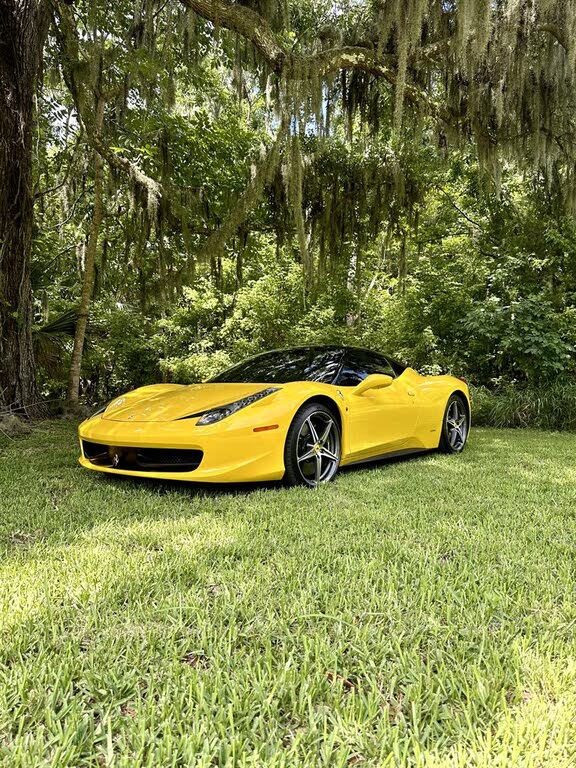 2011 Ferrari 458 Italia Coupe RWD