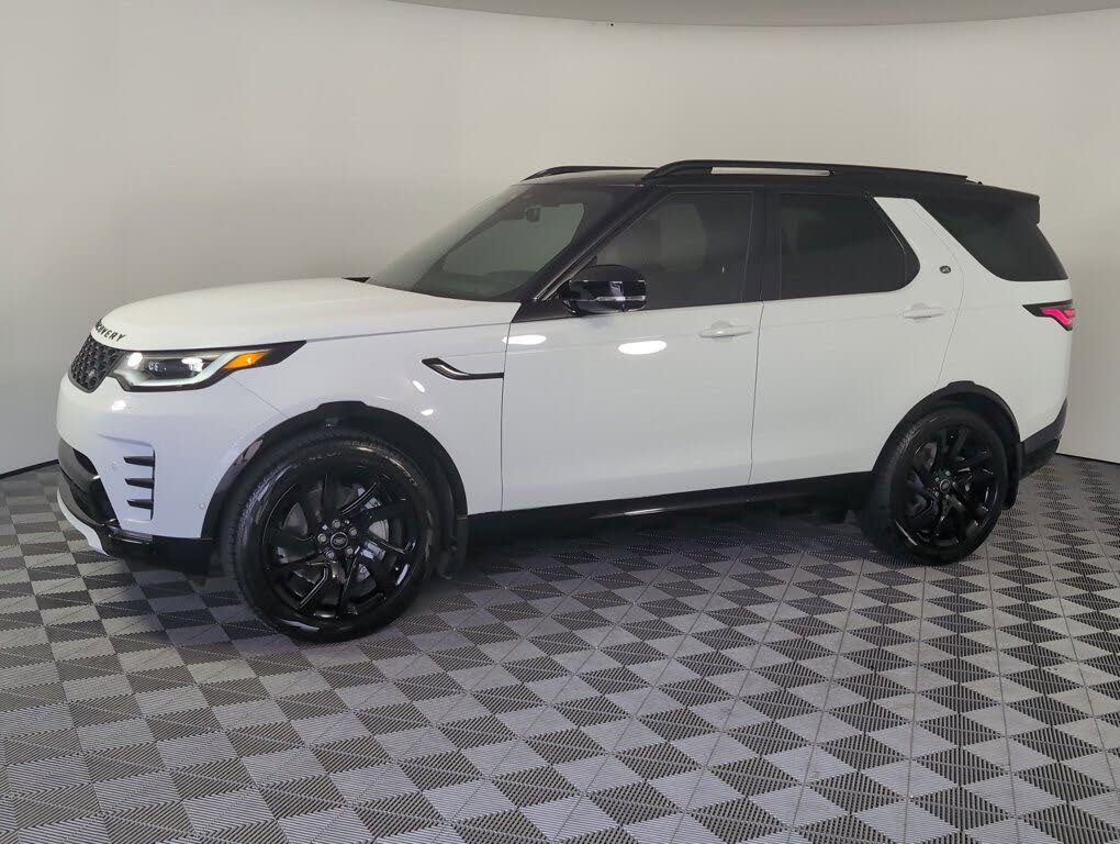 2025 Land Rover Discovery P300 Dynamic SE AWD