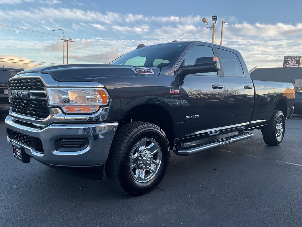 2022 RAM 2500 Big Horn Crew Cab LB 4WD