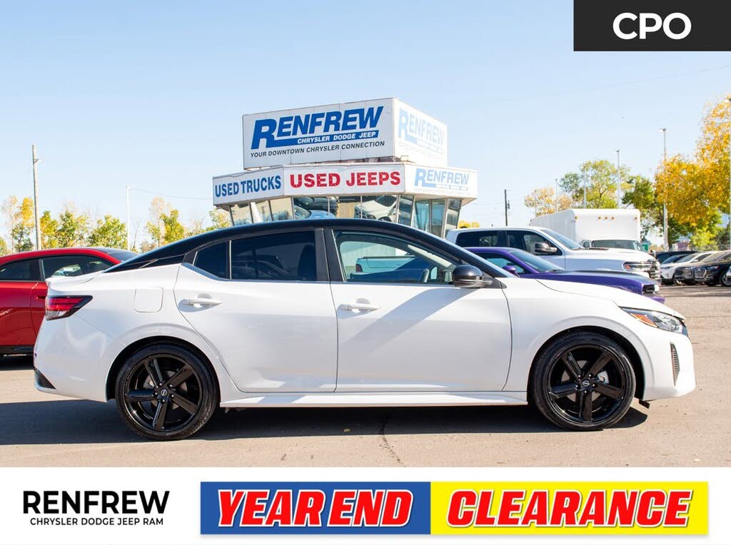 Nissan Sentra SR FWD 2024