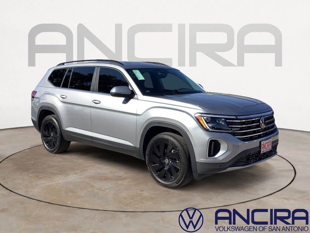 2025 Volkswagen Atlas SE FWD with Technology