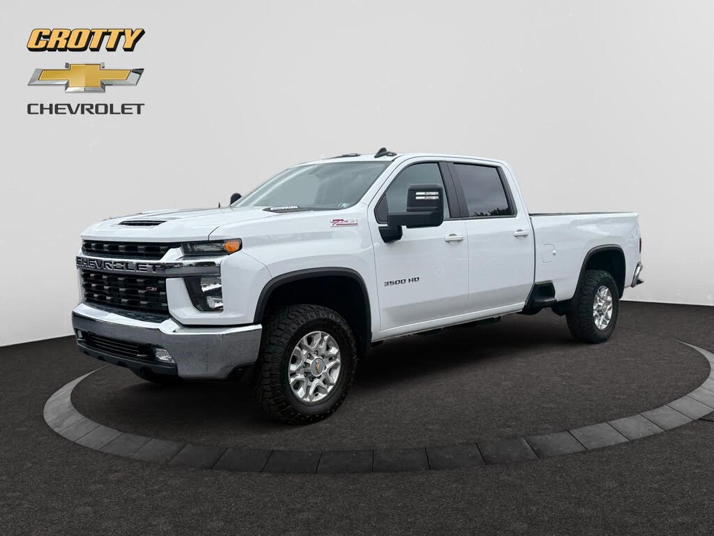 2022 Chevrolet Silverado 3500HD LT Crew Cab 4WD