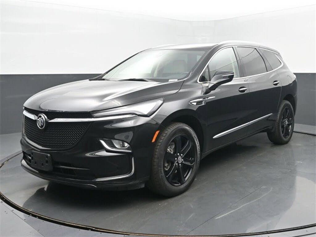2023 Buick Enclave Essence AWD