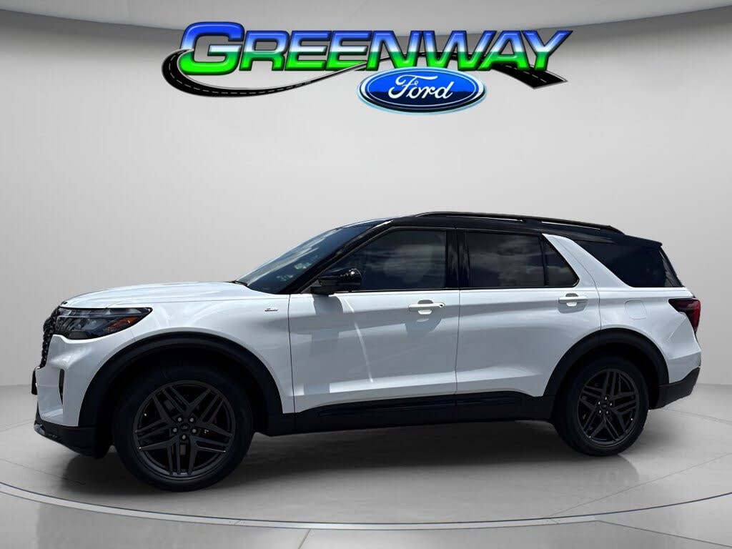 2025 Ford Explorer ST-Line RWD