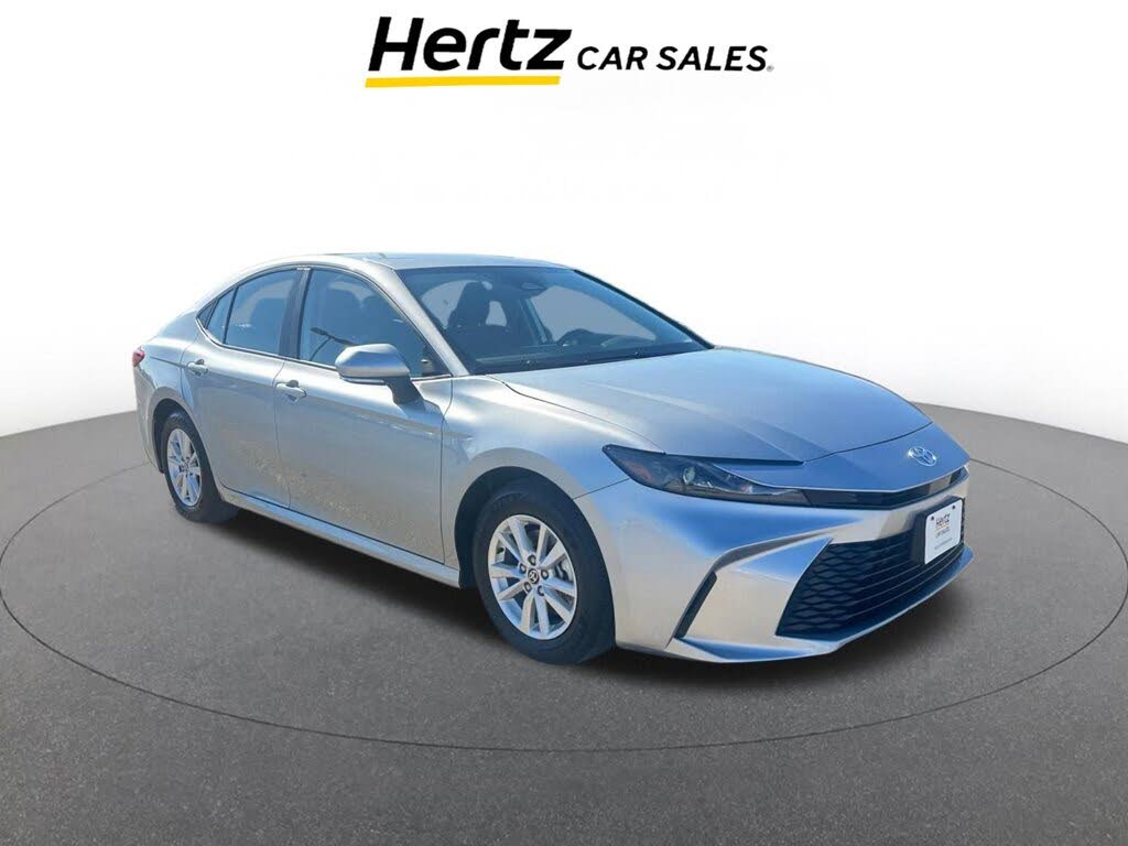 2025 Toyota Camry LE FWD