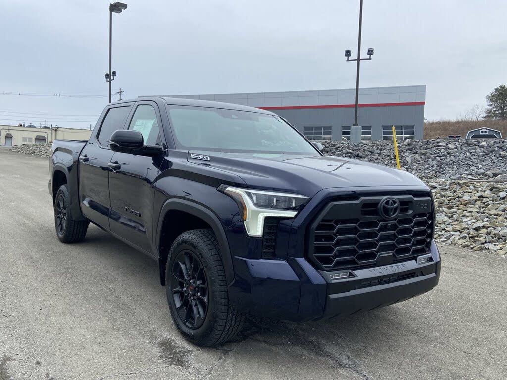 2025 Toyota Tundra Hybrid Limited HV CrewMax Cab 4WD