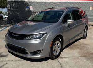 Chrysler Pacifica Hybrid Touring L FWD