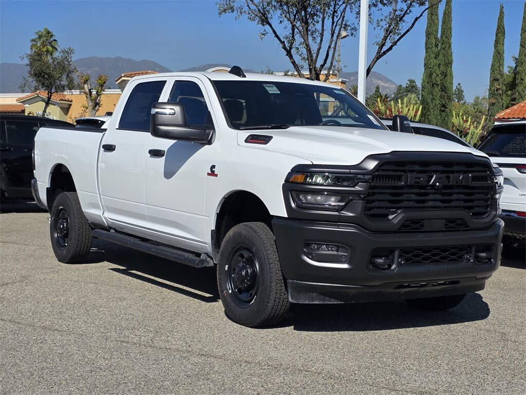 2026 RAM 2500 Tradesman Crew Cab 4WD