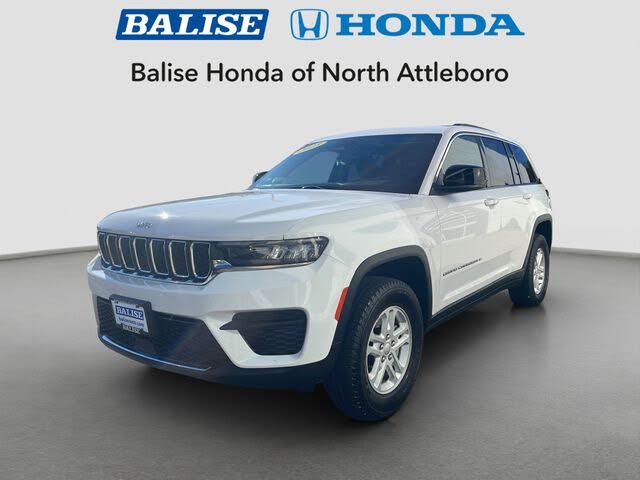 2023 Jeep Grand Cherokee Laredo 4WD