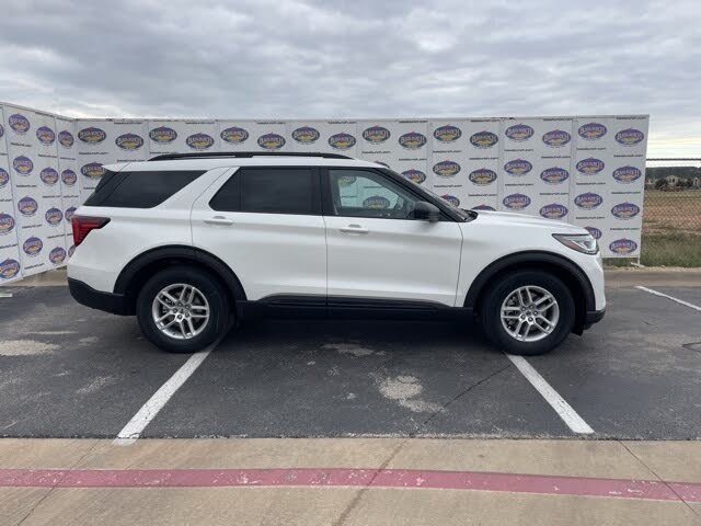 2026 Ford Explorer Active RWD