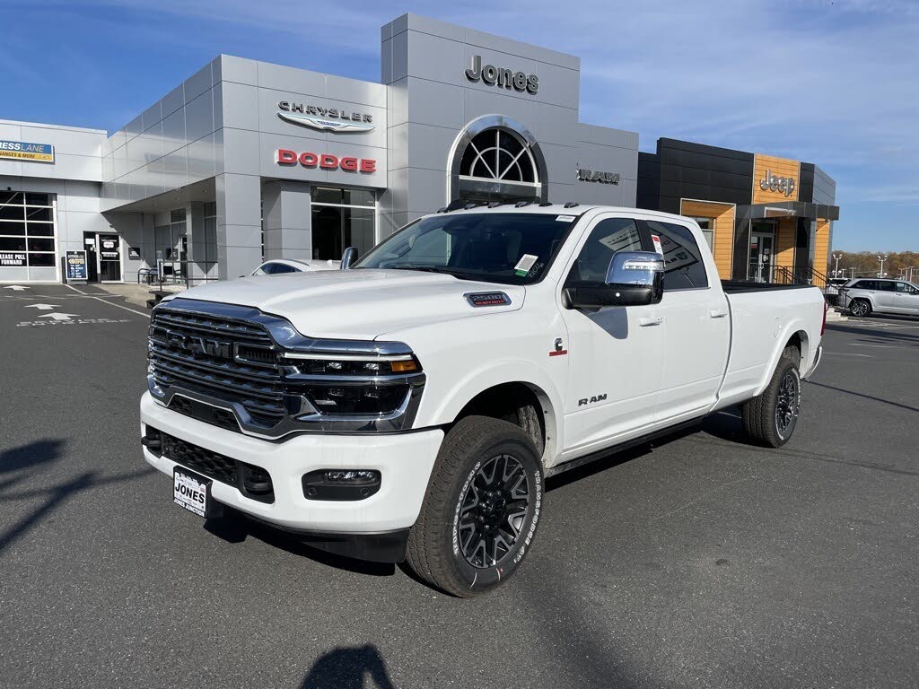 2026 RAM 2500 Limited Crew Cab LB 4WD