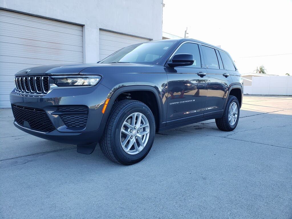 2025 Jeep Grand Cherokee Laredo X RWD