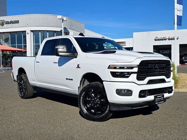 2026 RAM 2500 Laramie Crew Cab 4WD