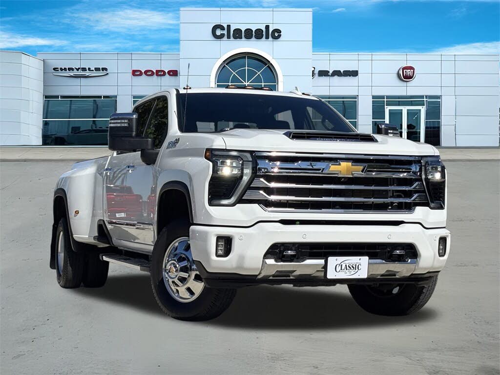 2024 Chevrolet Silverado 3500HD High Country Crew Cab 4WD