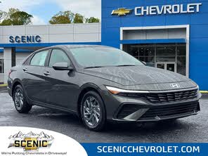 Hyundai Elantra SEL FWD