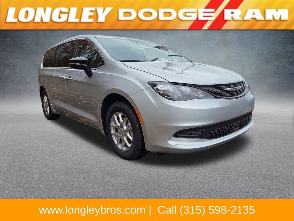 2026 Chrysler Voyager LX FWD