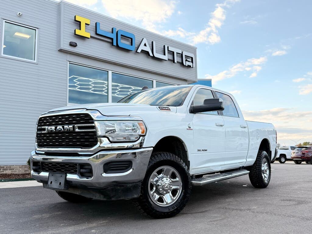 2022 RAM 2500 Big Horn Crew Cab 4WD