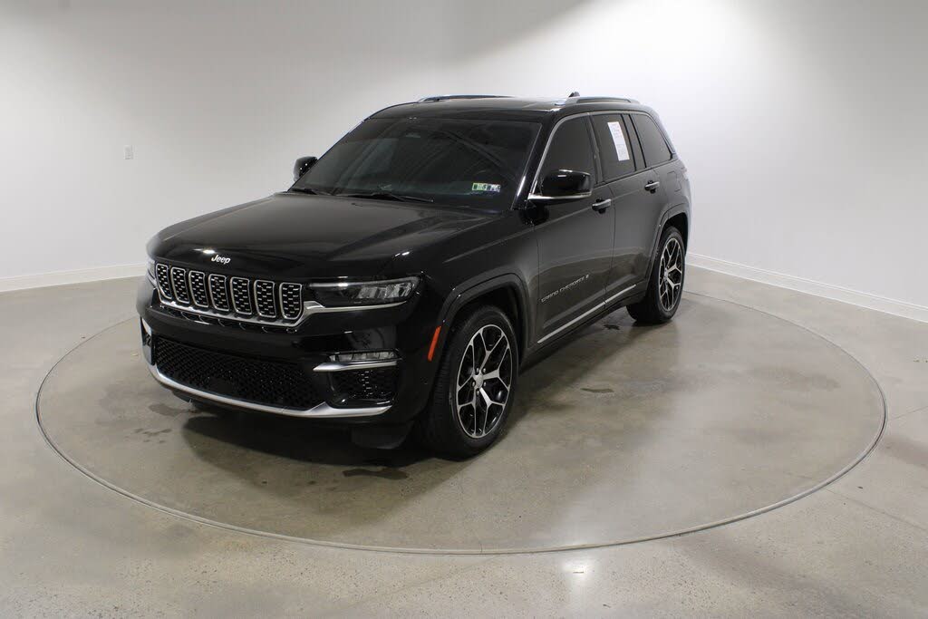 2023 Jeep Grand Cherokee Summit 4WD