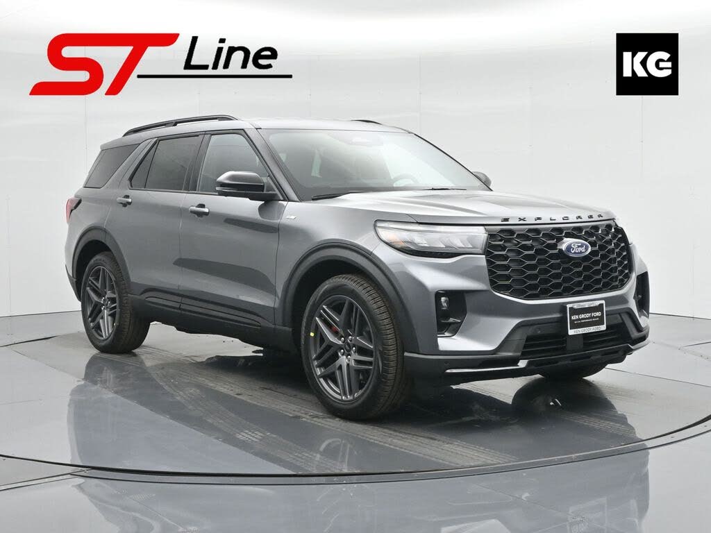 2025 Ford Explorer ST-Line RWD