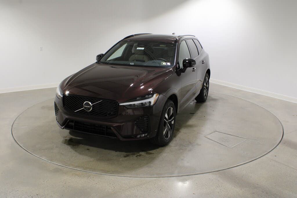 2026 Volvo XC60 B5 Plus AWD