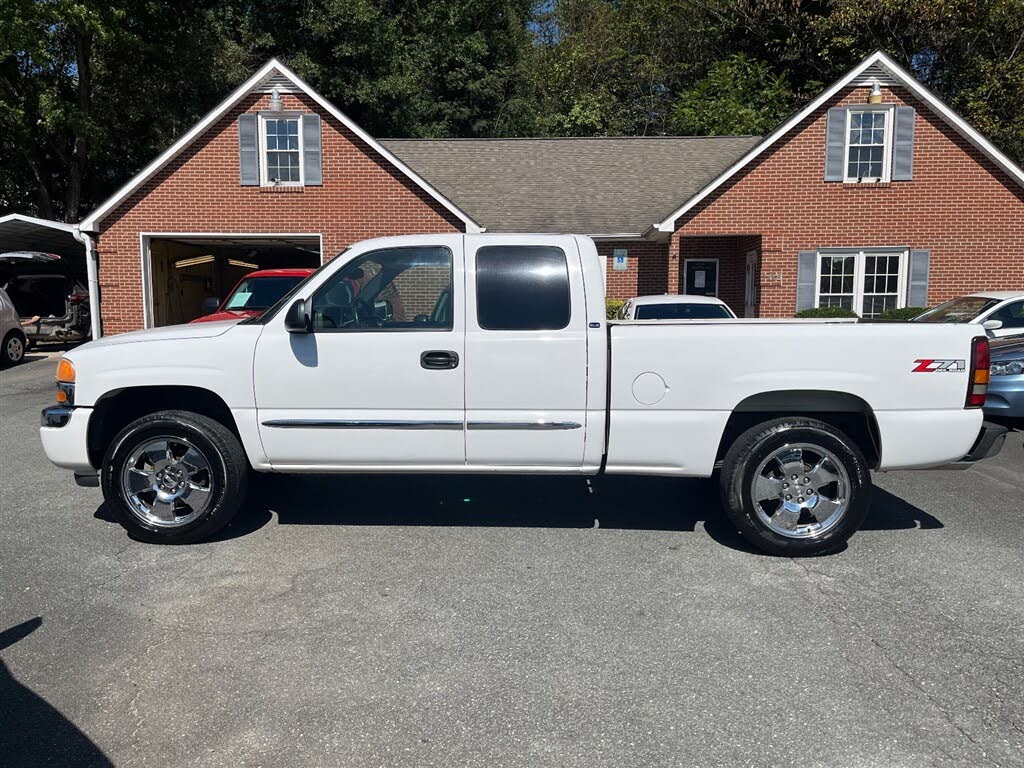 2006 GMC Sierra 1500 SLE1 Extended Cab 6.5 ft. 4WD