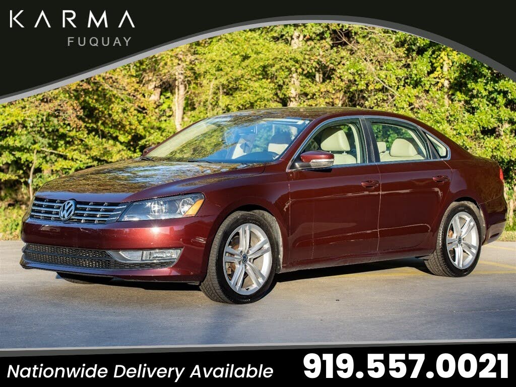 2013 Volkswagen Passat SE V6 with Sunroof and Nav