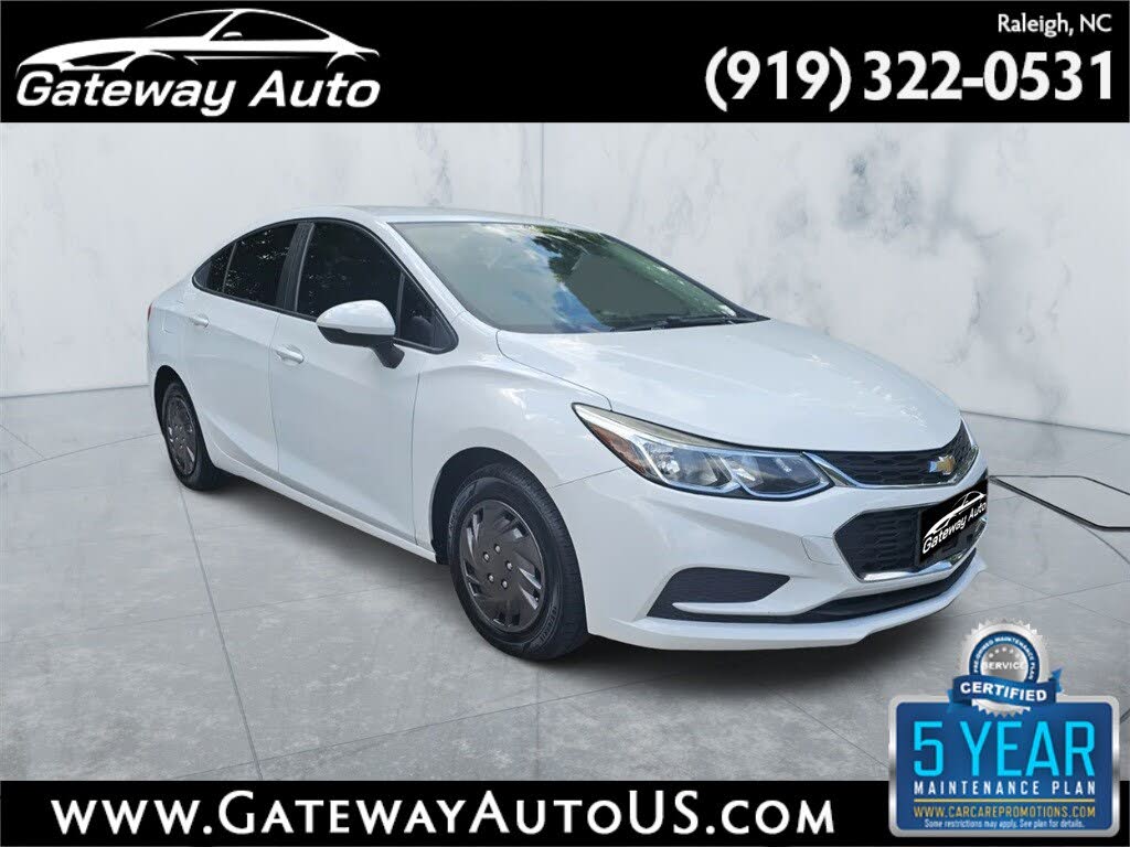 2017 Chevrolet Cruze LS Sedan FWD