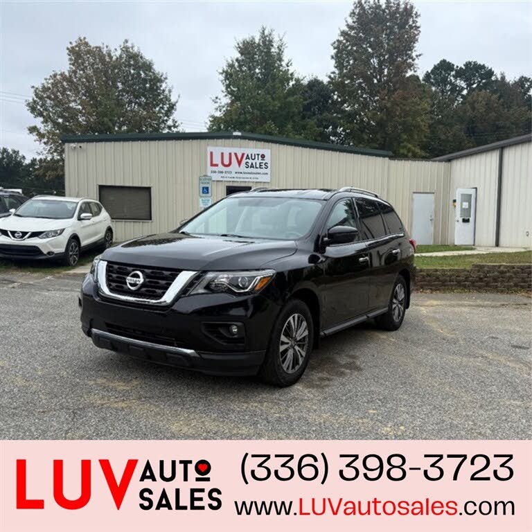 2017 Nissan Pathfinder SV 4WD