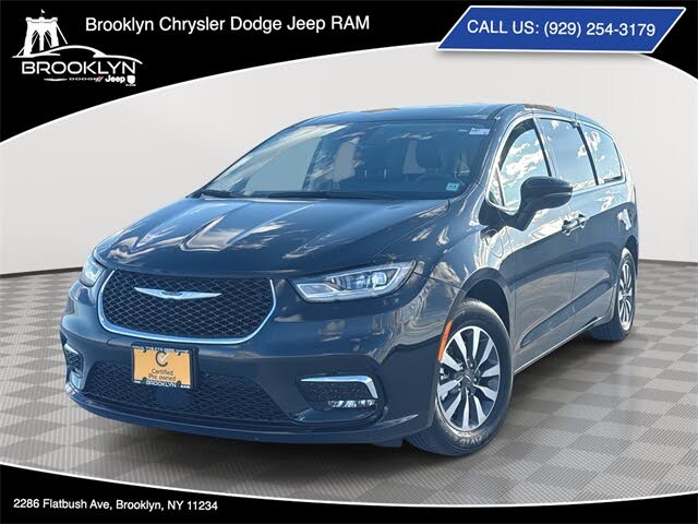 2023 Chrysler Pacifica Hybrid Touring L FWD