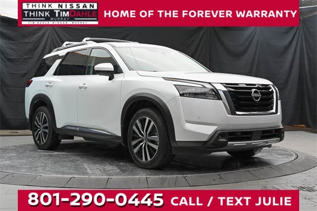 2025 Nissan Pathfinder Platinum 4WD