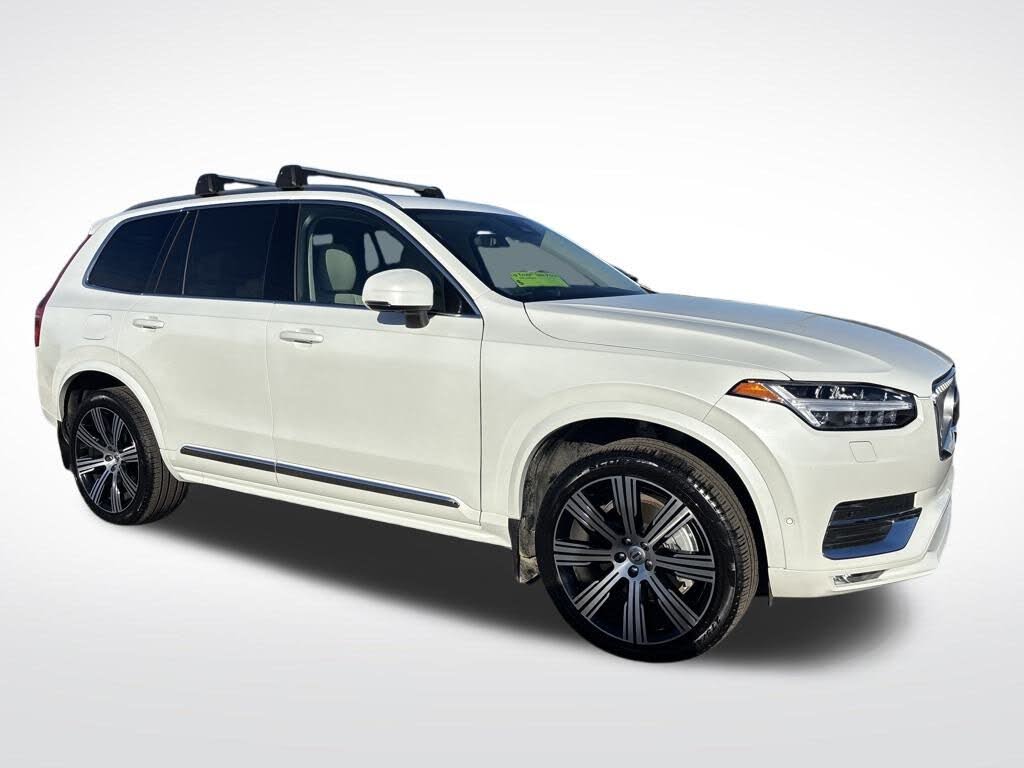 2025 Volvo XC90 B6 Ultra Bright Theme 7-Passenger AWD