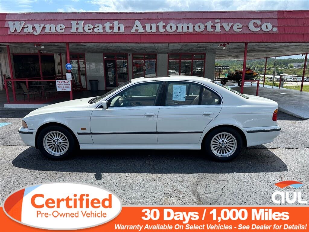 2000 BMW 5 Series 540i Sedan RWD