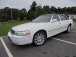 Lincoln Town Car Signature Limited