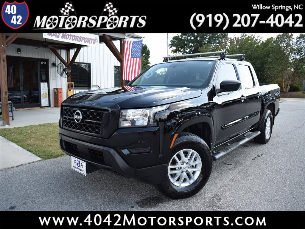 2022 Nissan Frontier S Crew Cab 4WD