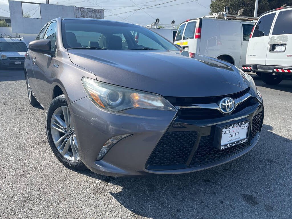 2015 Toyota Camry Hybrid SE FWD