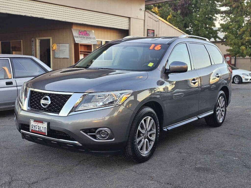 2016 Nissan Pathfinder S