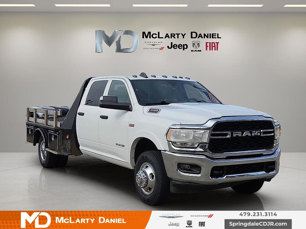 2021 RAM 3500 Chassis Tradesman Crew Cab LB DRW 4WD