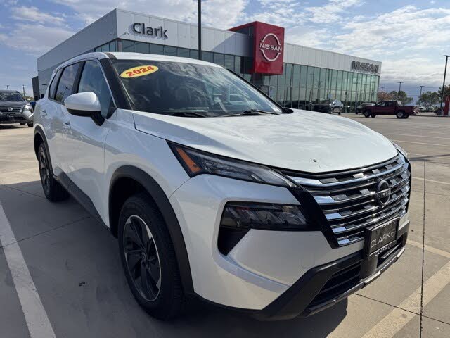 2024 Nissan Rogue SV FWD