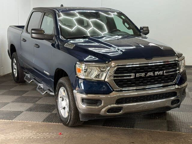 2024 RAM 1500 Big Horn Crew Cab 4WD