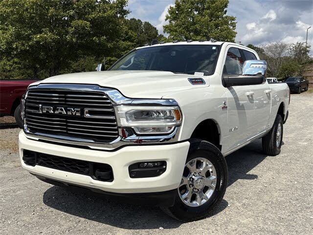 2024 RAM 3500 Laramie Crew Cab 4WD