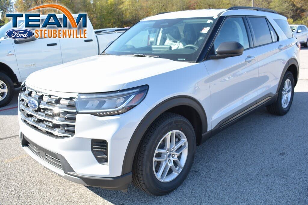 2026 Ford Explorer Active AWD