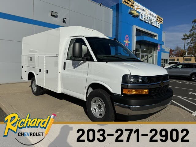 2025 Chevrolet Express Chassis 3500 Cutaway 139