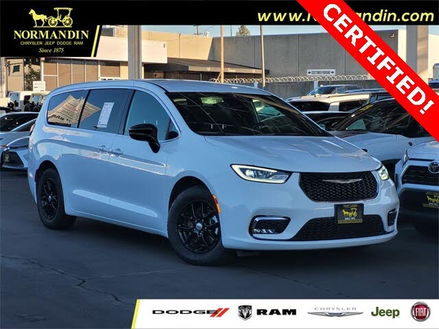 2025 Chrysler Pacifica Select FWD